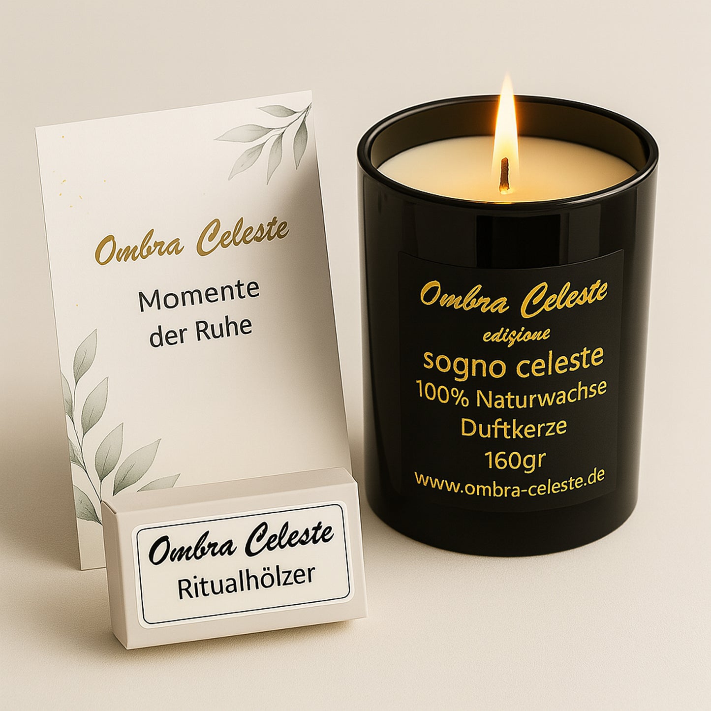 Brennende Duftkerze sogno Celeste im schwarzen Glas mit goldeem Etikett.