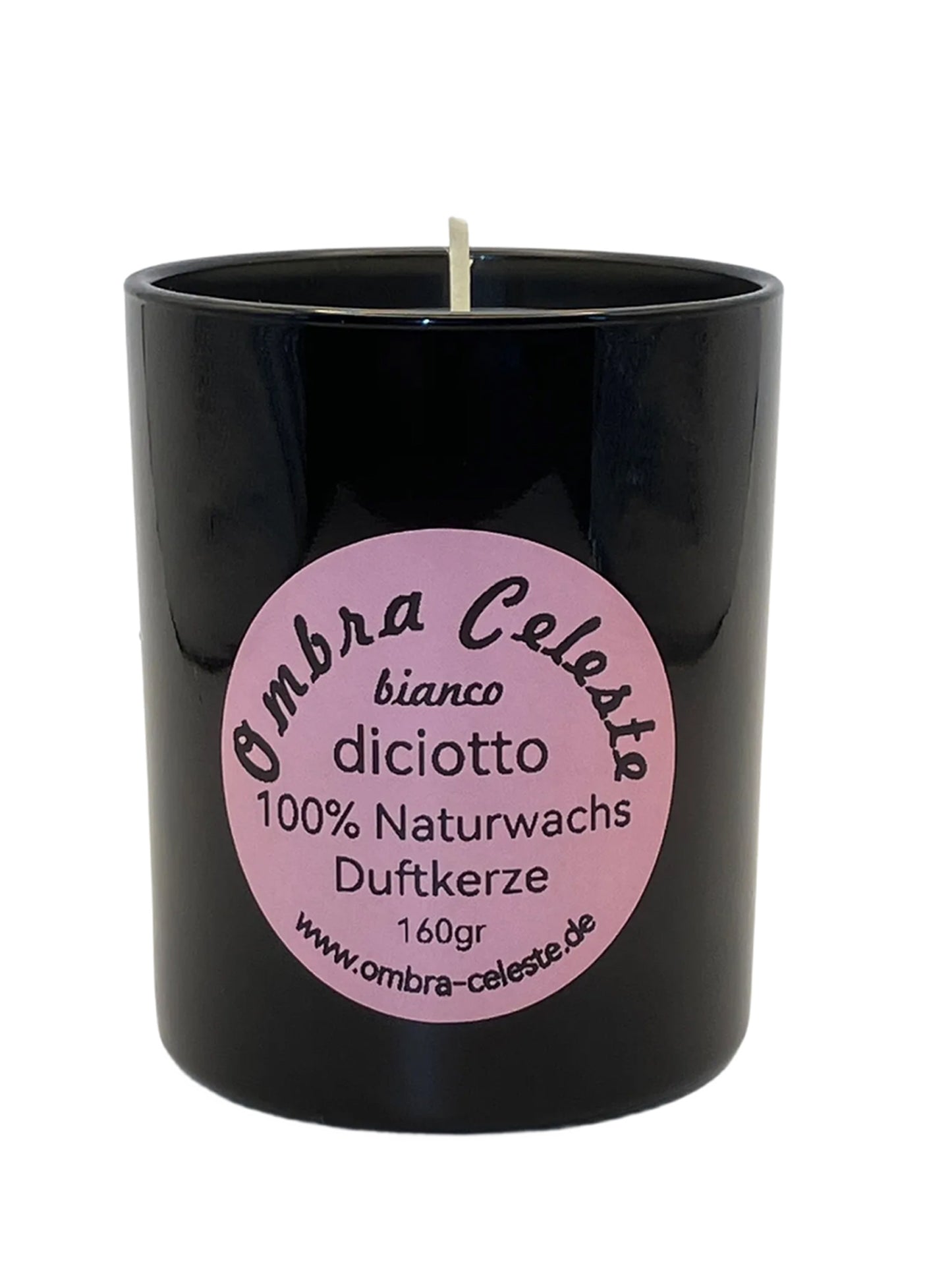 Vegane Duftkerze Ombra Celeste diciotto mit Himbeer-, Amber-, Zedernholz- und Moschusduft im schwarzen Glas, handgegossen in Deutschland.