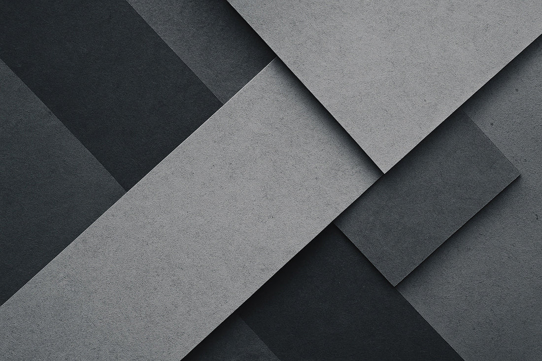 Abstrakte digitale Komposition in hellen Naturtönen, mit überlappenden organischen Formen und weichen Linien, die wie Gedankenstrukturen wirken; modern, ruhig und minimalistisch