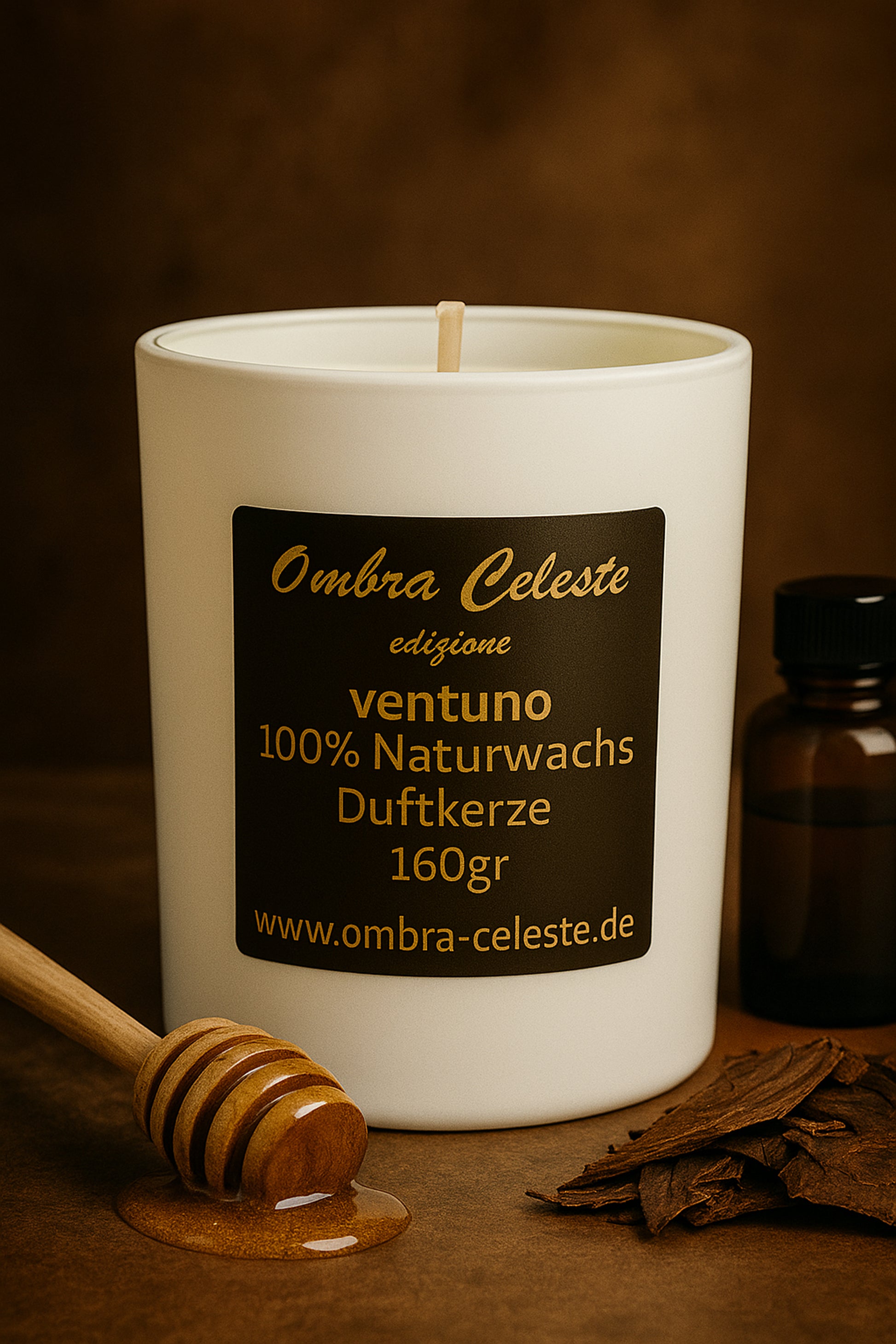 ventuno von Ombra Celeste – natürliche Duftkerze mit warmer, tiefer Duftkomposition.