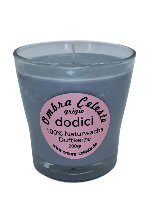 Duftkerze Ombra Celeste dodici grigio mit ätherischen Ölen – Bergamotte, Jasmin, Ylang-Ylang, Amber – handgegossen in Deutschland, 200g Naturwachs