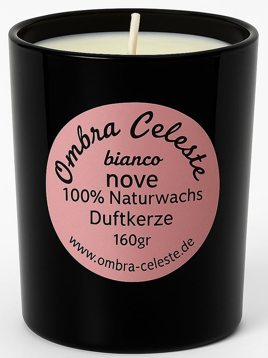 Schwarze Duftkerze mit rosa Etikett „bianco nove“ auf weißem Hintergrund – 160 g Naturwachs, edles Glasdesign.